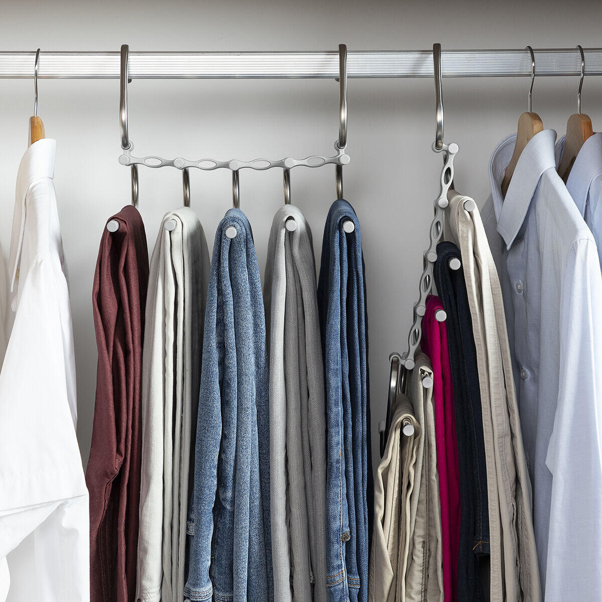 👖 ¡Ahorra espacio al instante - organiza hasta 5 pantalones en 1!